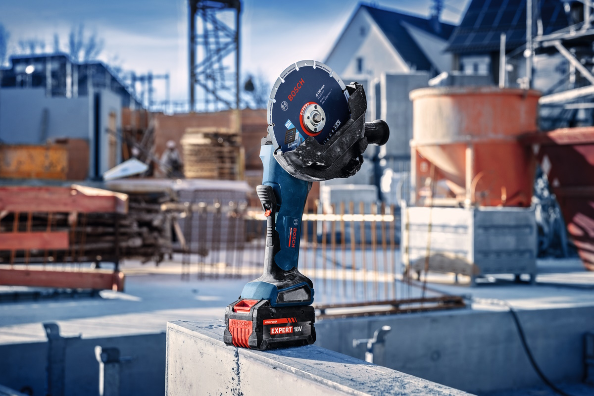 Bosch Akku Winkelschleifer EXPERT EXWS18V-180P 180mm BITURBO ohne Akku/Ladegerät