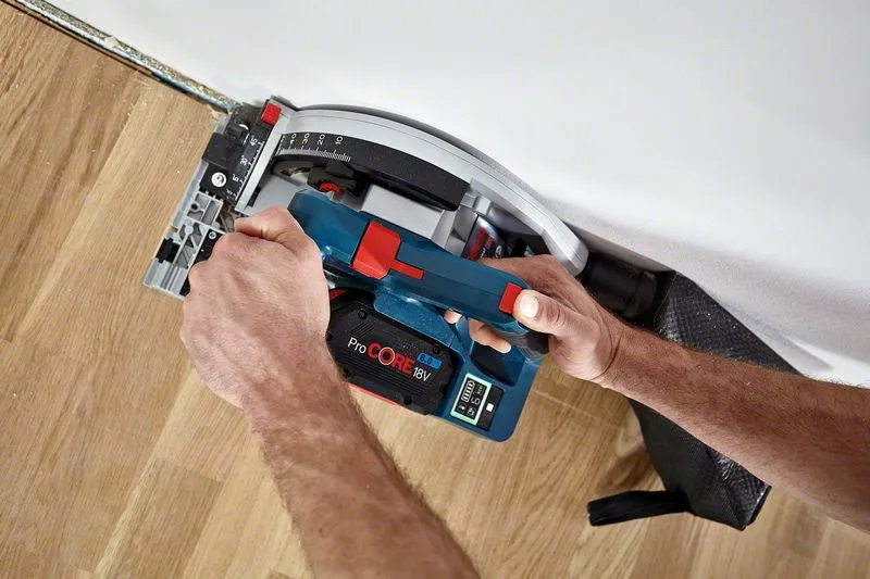 Bosch Akku Tauchsäge GKT 18V-52 GC - in L-BOXX 238 - inkl. Sägeblatt