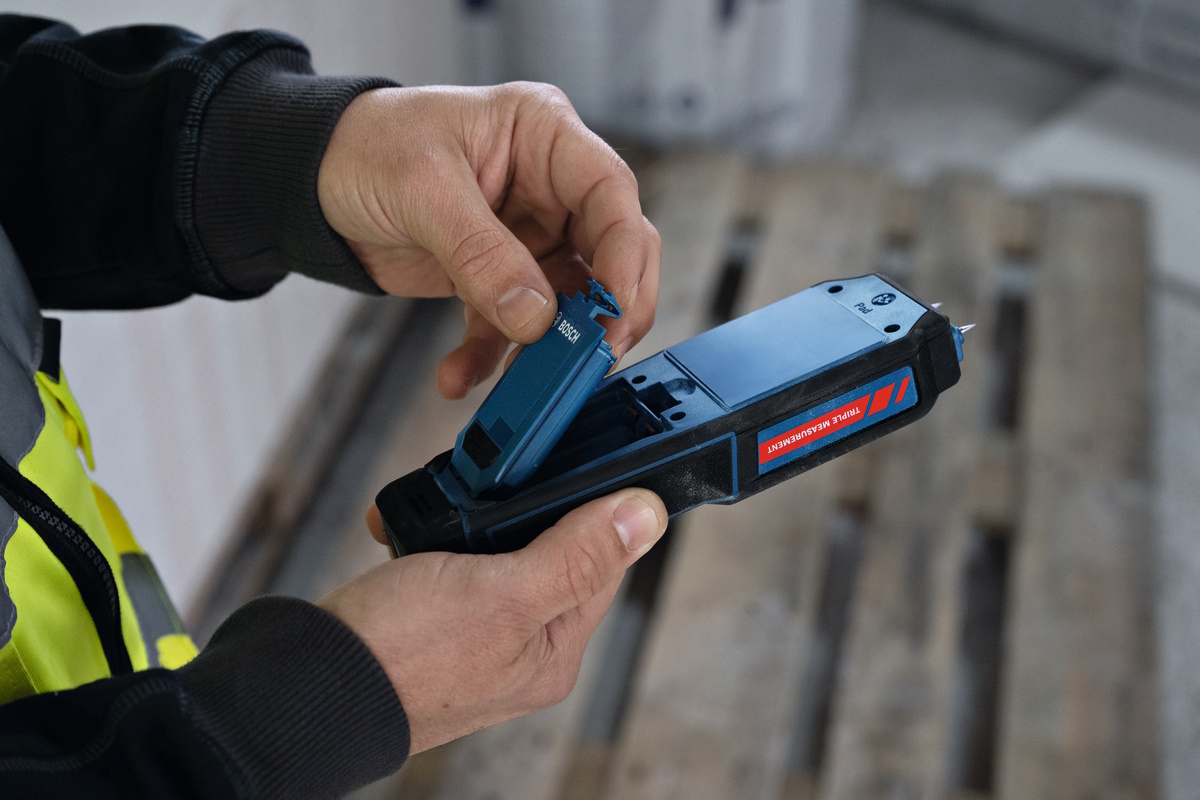 Bosch Materialfeuchtigkeitsmesser EXPERT EXMM3-17 Pin Pad Thermo IP65 In Tasche