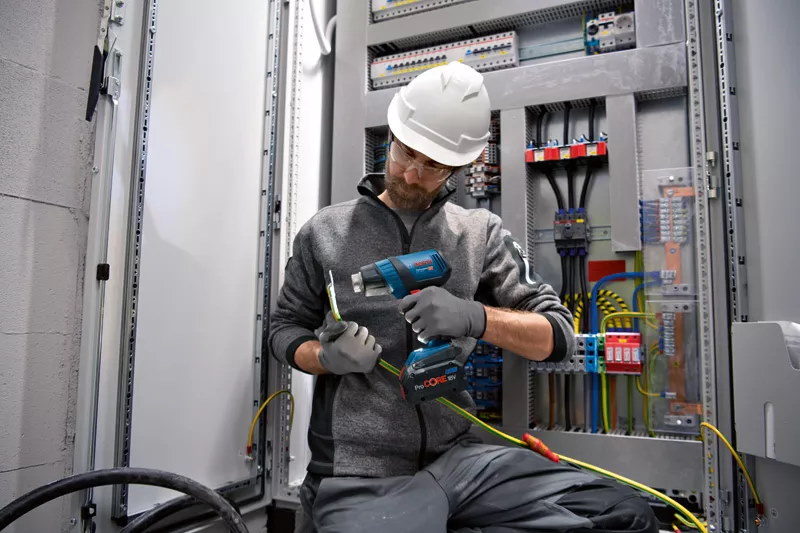 Bosch Akku-Heißluftgebläse GHG 18V-50 - 18V - 2 Stufen 300 + 500 °C - L-BOXX