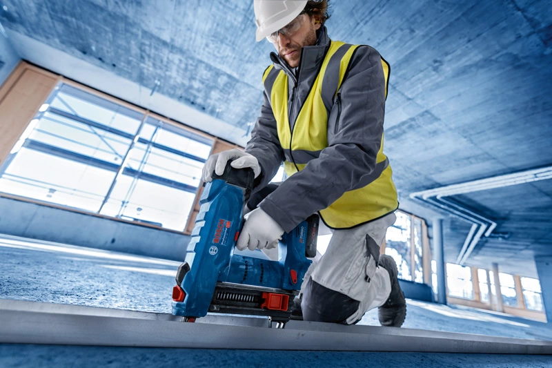 Bosch Akku-Betonnagler GNB 18V-38 - 18V - XL-BOXX - bis 38mm - SOLO