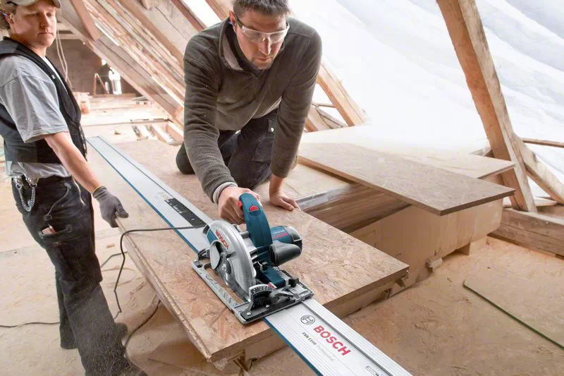 Bosch Handkreissäge GKS 65 GCE - Ø 190mm - 65mm Tiefe - 1800 Watt - L-BOXX