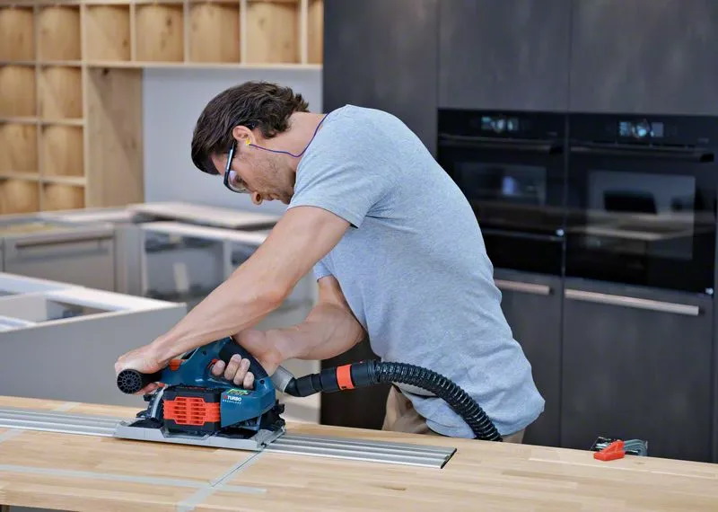Bosch Akku Tauchsäge GKT 18V-52 GC - in L-BOXX 238 - inkl. Sägeblatt