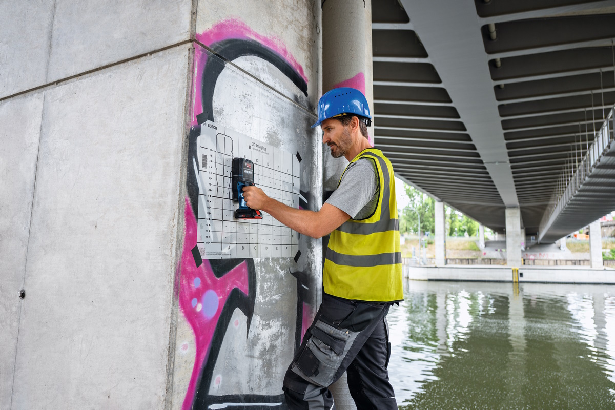 Bosch Ortungsgerät D-tect18V-200-17C 200mm - L-Boxx - 18V 2,0Ah Akku - Ladegerät