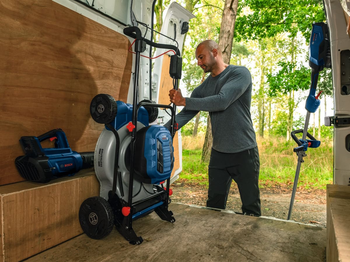 Bosch Akku-Rasenmäher PRO GRA18V2-46SP - 60l - 46cm Schnittbreite - ohne Akkus