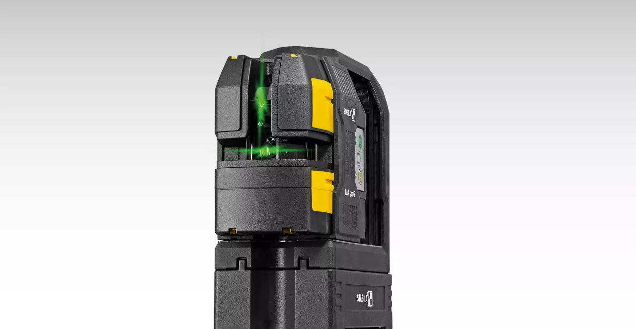 Stabila Multilinien-Laser LAX 500 G - 12V - grün - 7-tlg - 3 x 360° - Akku + Ladegerät