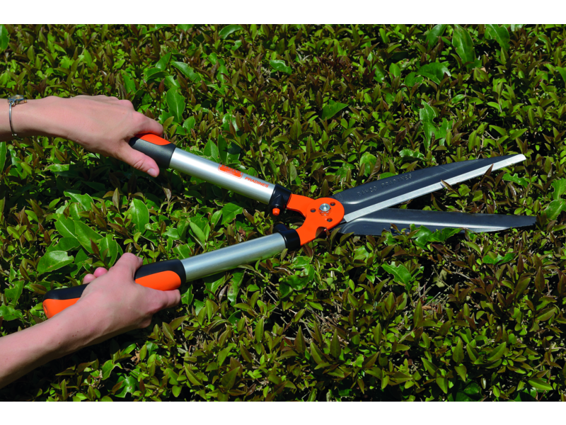 Bahco Heckenschere ultra-leicht PG-56-F - 850 Gramm - 23cm lange Klinge