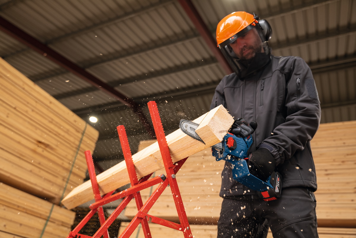 Bosch Astsäge Kettensäge Akku GKE 18V-20 - Sologerät ohne Akku/Ladegerät - 20cm