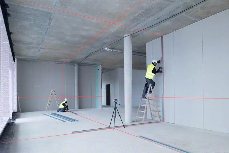 Bosch GLL 3-80 C Linienlaser rot - L-BOXX - 1x2Ah Akku - Zubehör - Ladegerät