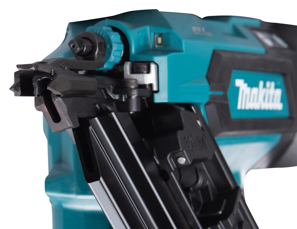 Makita Akku-Streifennagler DBN900ZK - 18V - 50-90mm - D-Kopf-Nägel - Koffer