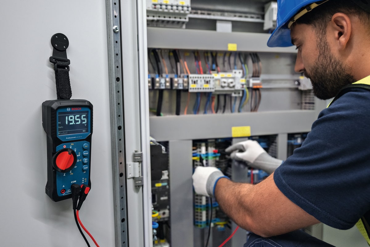 Bosch Digitales Multimeter GDM 600-15 - Messgerät - LCD Display - inkl. Tasche