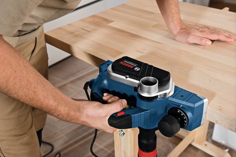 Bosch Hobel Elektrohobel GHO 26-82 D - 230V - 2,8kg - 82mm Hobelbreite