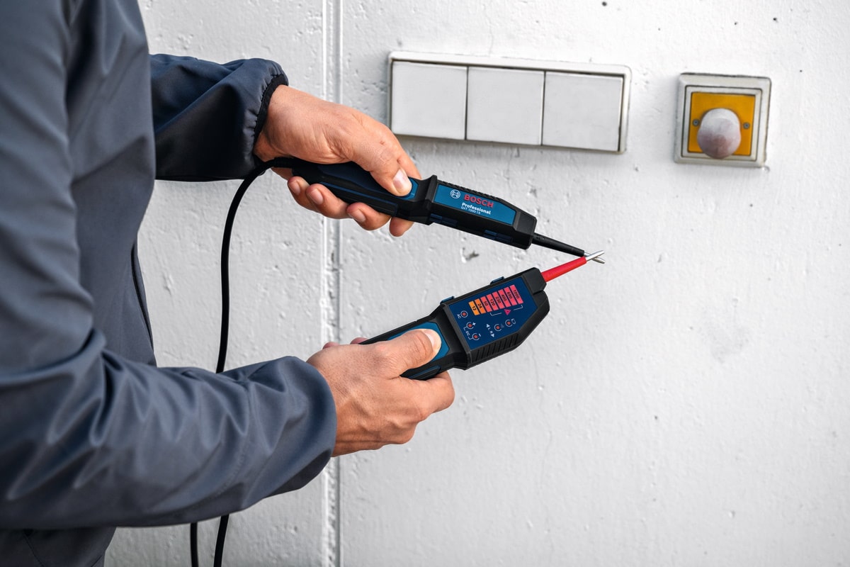 Bosch Spannungsprüfer elektrisches Prüfgerät GVT 1000-15 - inkl. Tasche