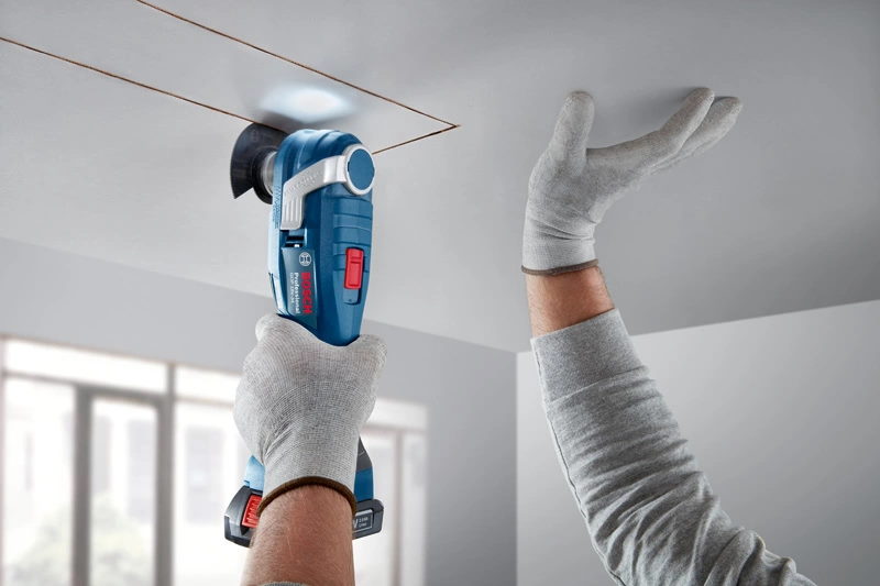 Bosch Akku Mulit Cutter GOP 18V-34 mit 1 Sägeblatt - 18V - L-BOXX - SOLO