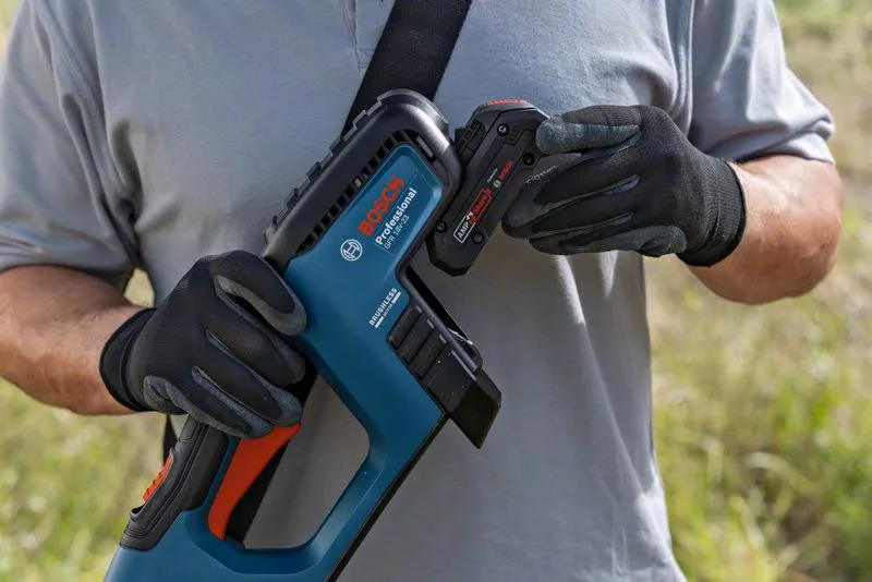 Bosch Akku-Freischneider GFR 18V-23 - 18V - 3,6kg - inkl. Gurt + Spule