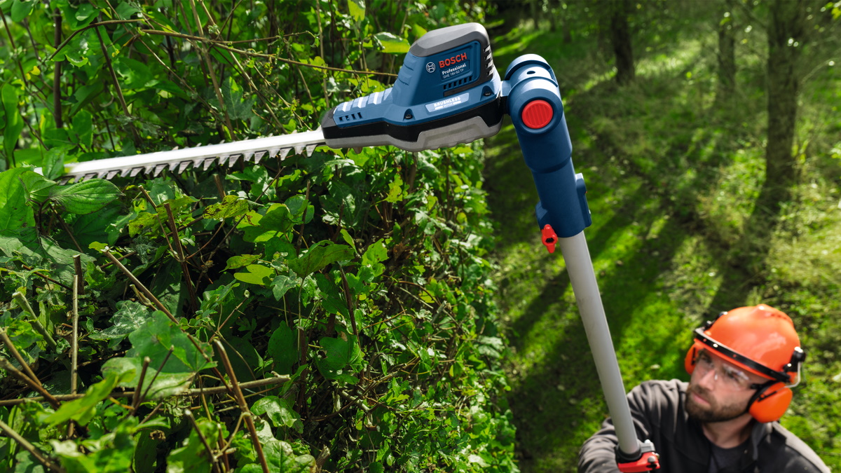 Bosch Heckenschere Akku 18V - GHE 18V-50 TP - 2,5m Teleskopstange - 50cm