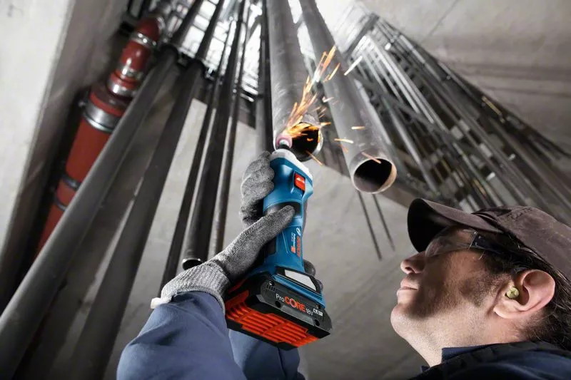 Bosch Akku-Geradschleifer GGS 18V-20 - 18V - 1,2kg - im Karton