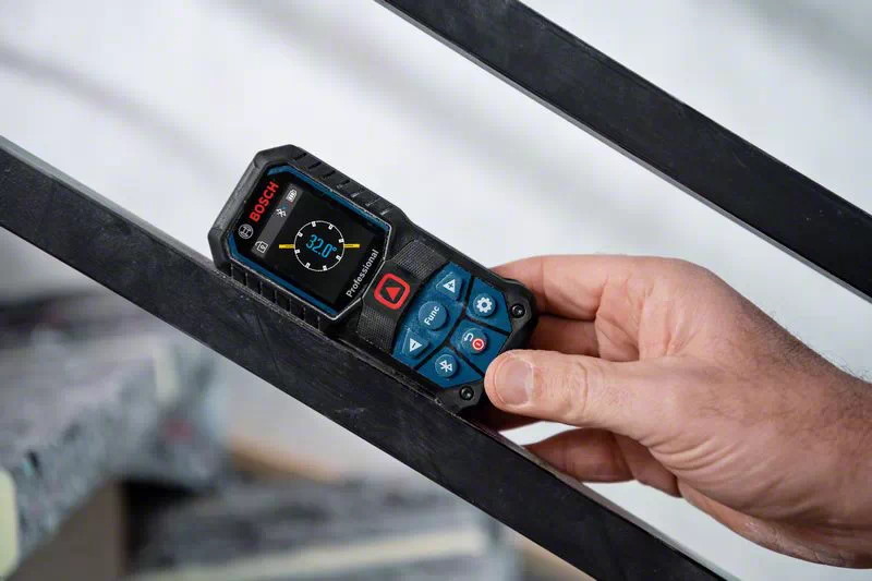 Bosch GLM 50-27 C Laserentfernungsmesser - inkl. 2x 1,5V AA - 50 m - Tasche