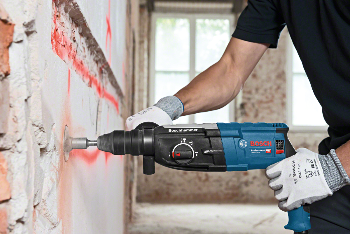 Bosch Bohrhammer GBH 2-28F Professional Schnellspannfutter, L-BOXX und Zubehör