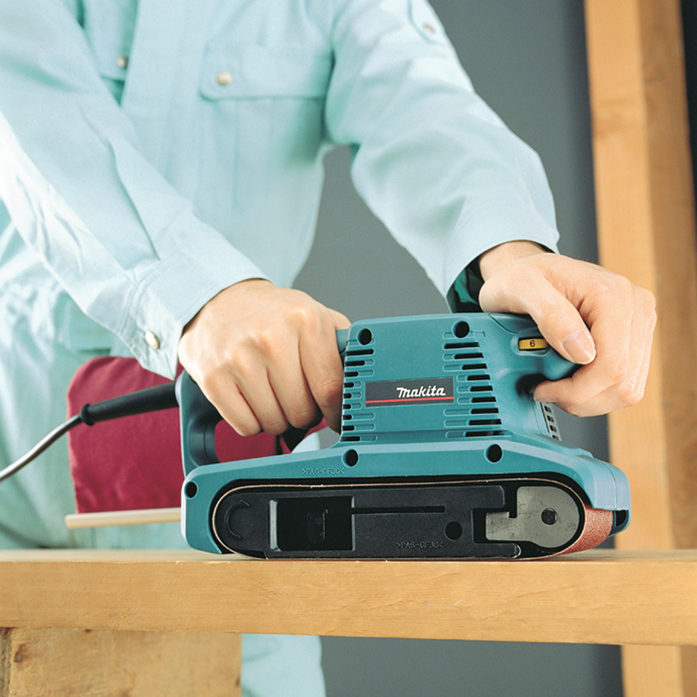 Makita Bandschleifer 9911J - 650 Watt - 76 mm - im Koffer