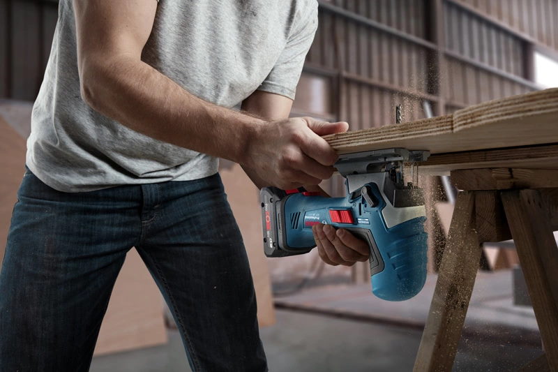 Bosch Akku Stichsäge GST 18V-125 S - 06015B2000 - L-BOXX - Sologerät