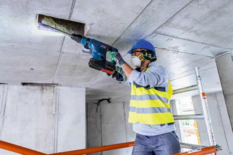 Bosch Akku Bohrhammer GBH 18V-36 C - SDS-MAX - Handwerkerkoffer