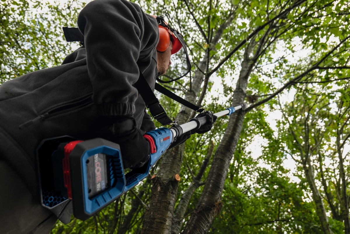 Bosch Hochentaster Kettensäge Akku - GKE 18V-25 TP - Teleskopstange - Sologerät