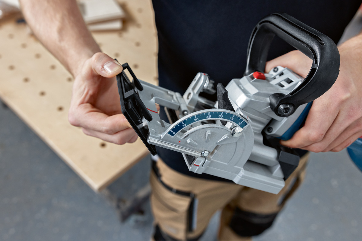 Bosch Akku Flachdübelfräse GFF 18V-22 in L-Boxx ohne Akku und Ladegerät