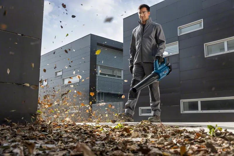 Bosch Akku-Gebläse GBL 18V-750 - 18V - 2,8kg - 780 m³/h - ohne Akku/Ladegerät