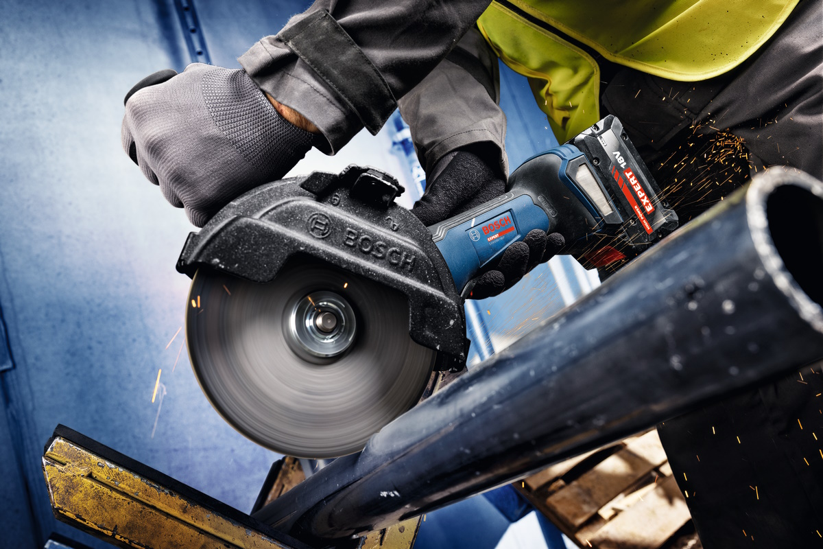 Bosch Akku Winkelschleifer EXPERT EXWS18V-180P 180mm BITURBO ohne Akku/Ladegerät