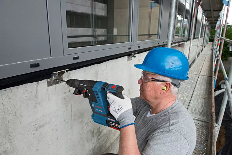Bosch Akku Bohrhammer GBH 18V-26F - SDS-Plus - L-BOXX - ohne Akku/Ladegerät
