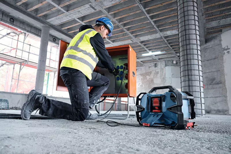 Bosch Baustellenradio GPB 18VH-6 SRC - 06014A6200 - DAB+ / Bluetooth