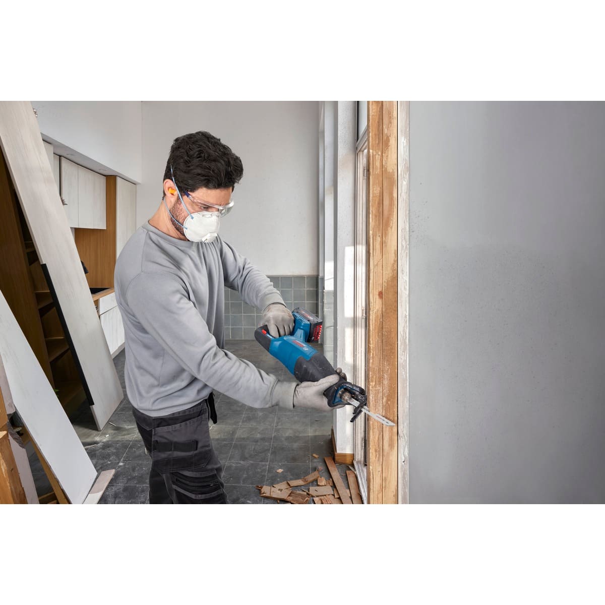 Bosch Akku Säbelsäge 18V PRO GSA18V-280 in L-BOXX - ohne Akku/Ladegerät