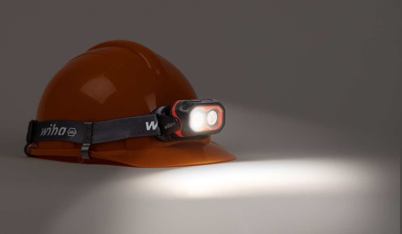 Wiha Stirnlampe 500 lm mit Bewegungssensor - Arbeitsleuchte - dimmbar - 45700