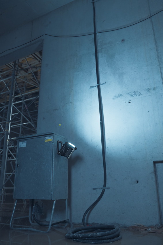 Brennenstuhl  Multi Battery LED Akku Handleuchte HL 3000 - 12500lm - IP54
