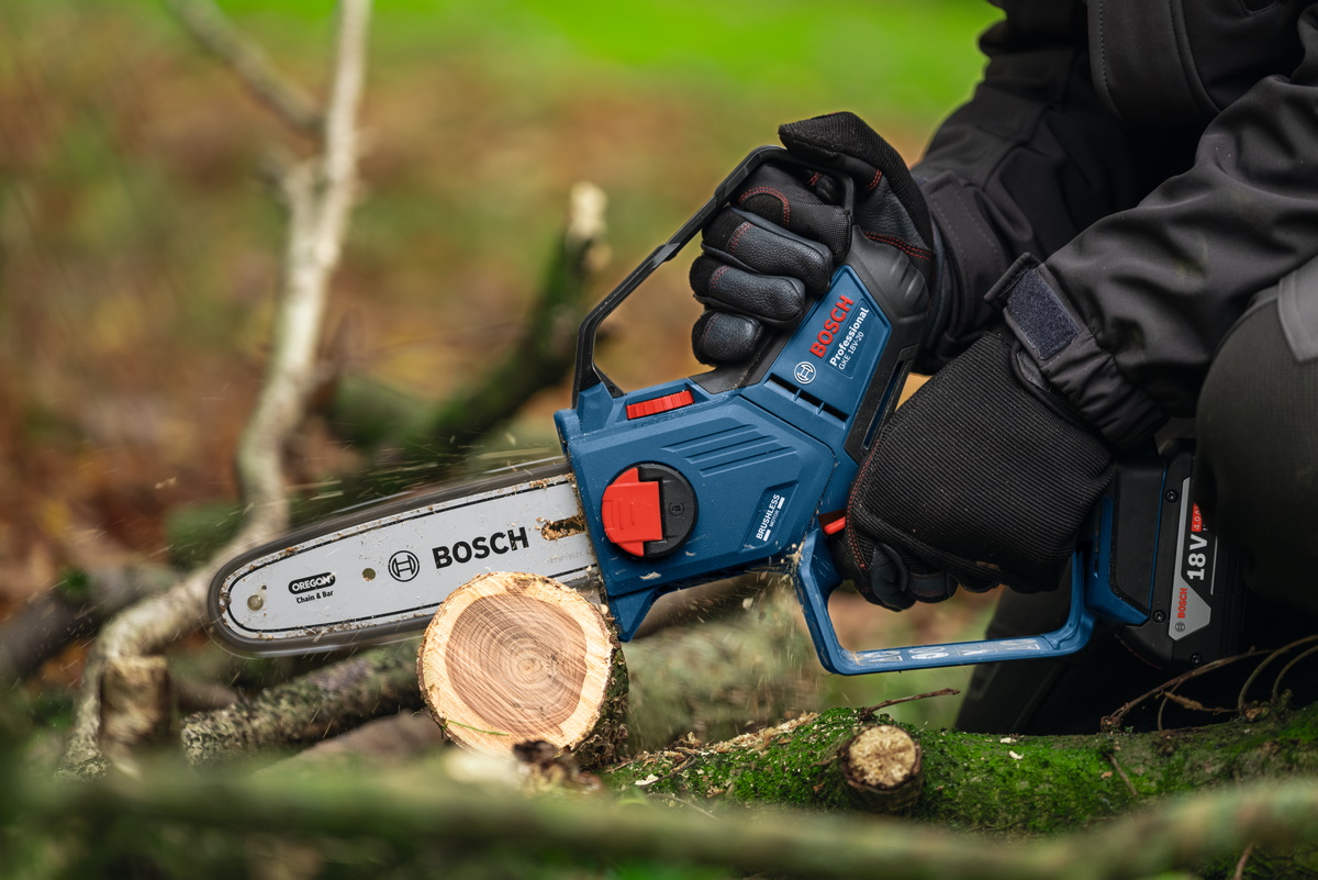 Bosch Astsäge Kettensäge Akku GKE 18V-20 - Sologerät ohne Akku/Ladegerät - 20cm
