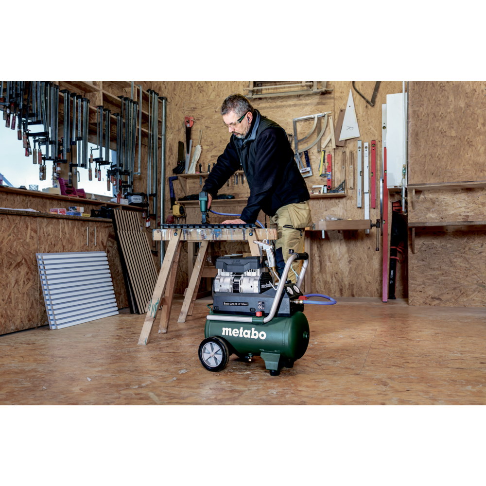 Metabo Kompressor Basic 220-24 OF Silent - 601593000 - 8bar - 1,1kW - 24 Liter