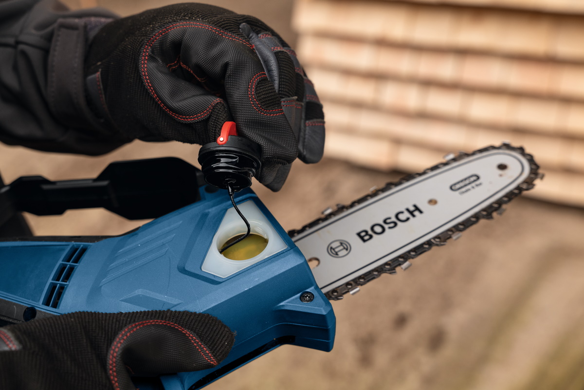 Bosch Astsäge Kettensäge Akku GKE 18V-20 - Sologerät ohne Akku/Ladegerät - 20cm